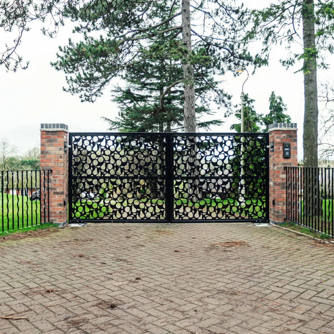 electric steel driveway gates